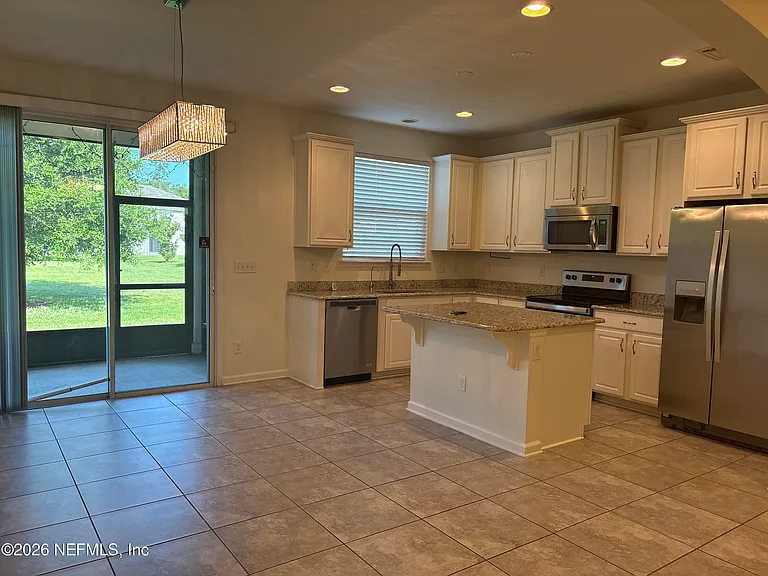 87 Nelson Ln — Photo 1