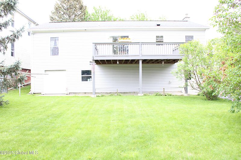 4th image of 847 3rd Street