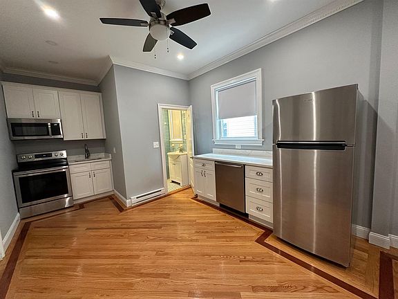 2nd image of 380 Somerville Ave Suite 1