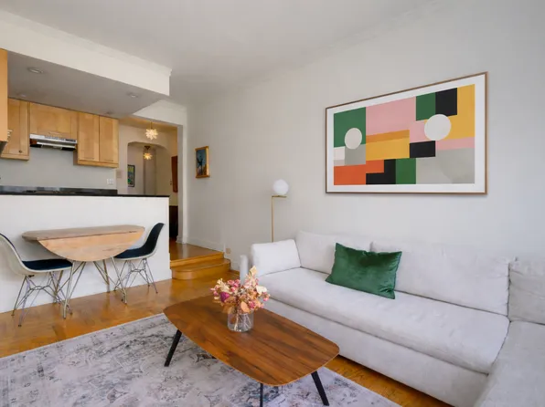 25 Minetta Lane image 1 of 11