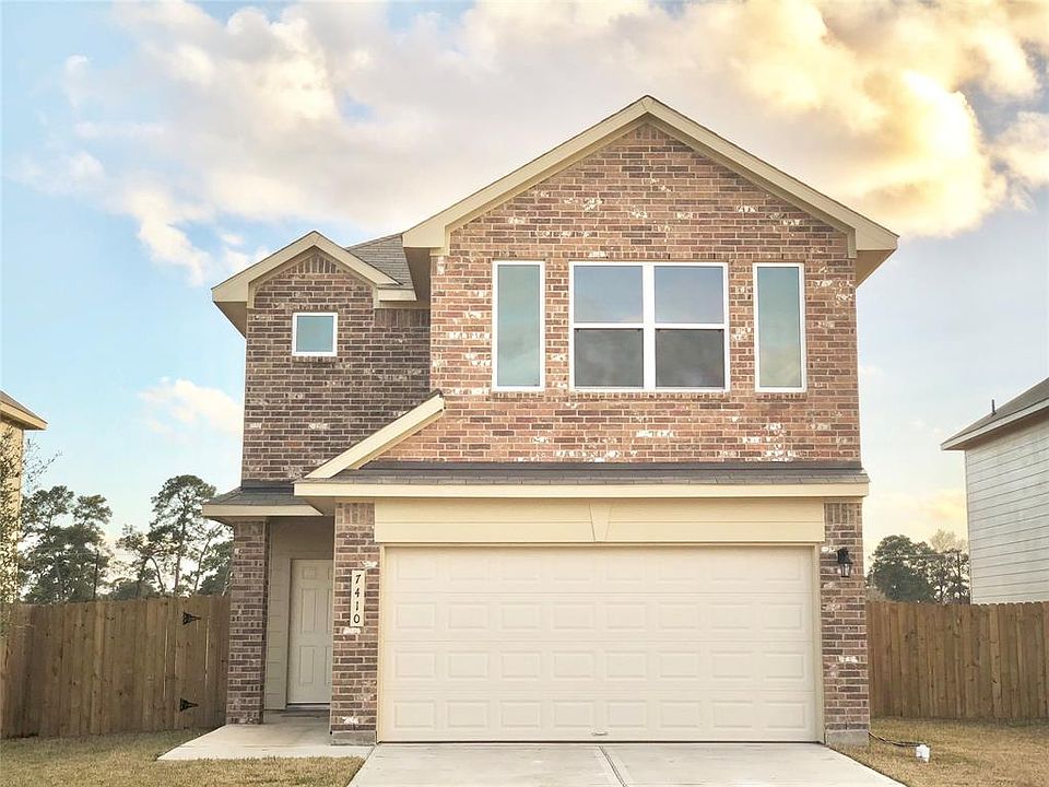 1st image of 7410 Pickett Orchard Dr