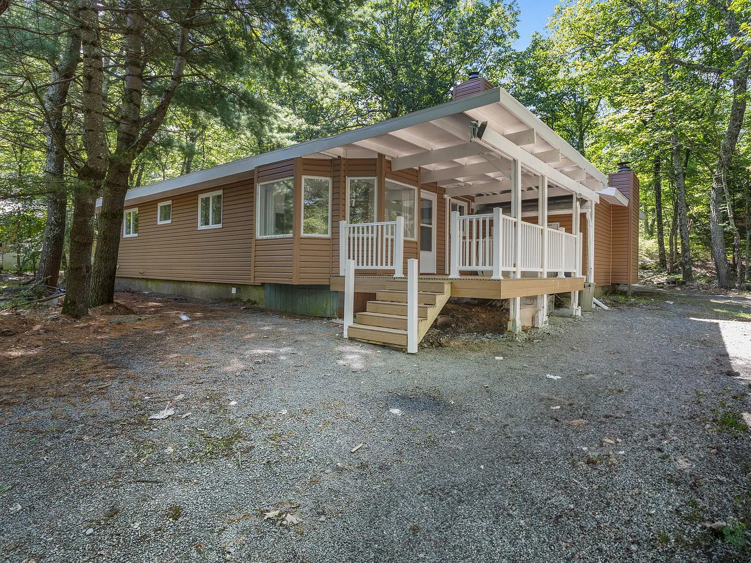 4 bed, 2364 sqft, $2,900 — Photo 1