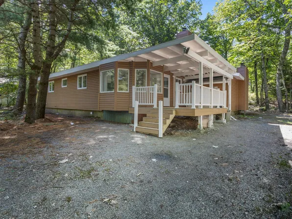135 Long Ridge Rd, Hawley, PA 18428