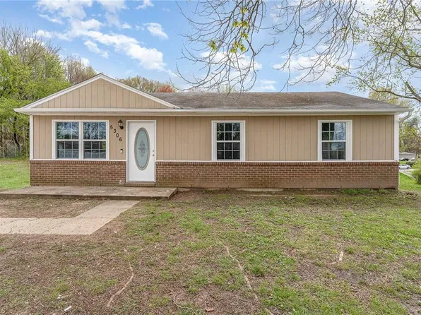 5306 Oak Ridge Pl, Winston Salem, NC 27105