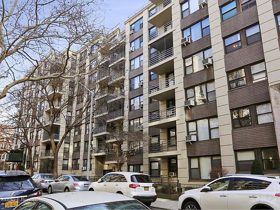 3rd image of 9840 64th Ave APT 1A