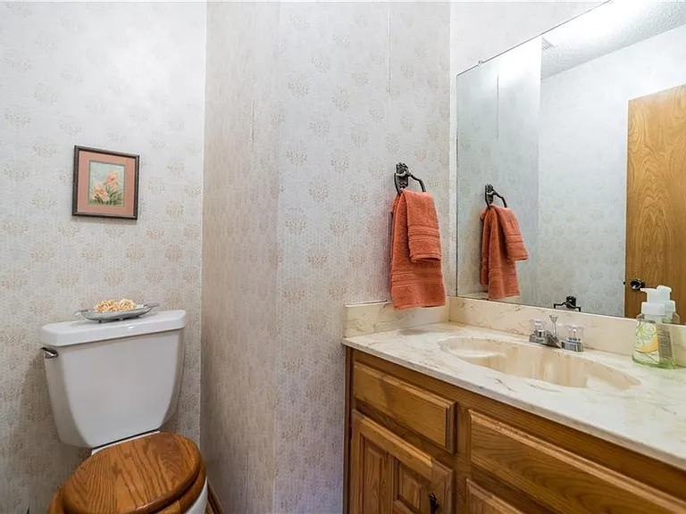 2738 Belmeade Dr — Photo 18