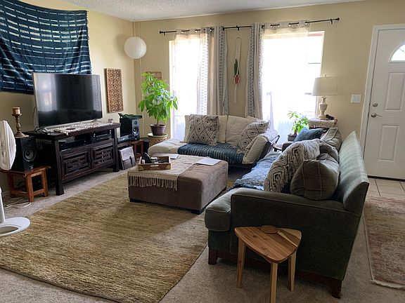 Main level living room
