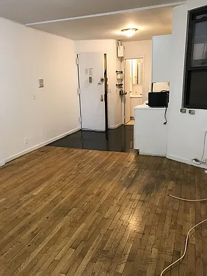 Rented by Sky Management | media 25