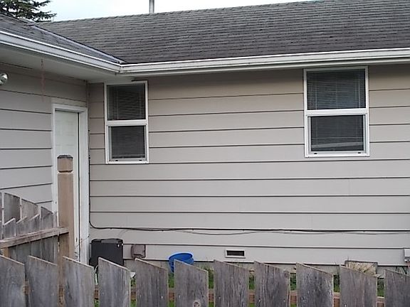 3rd image of 1028 Fairhaven Ave