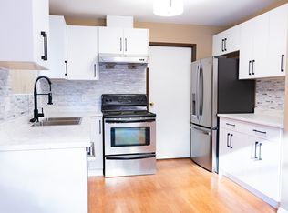 1951 Coquitlam Ave, Pt Coquitlam, BC