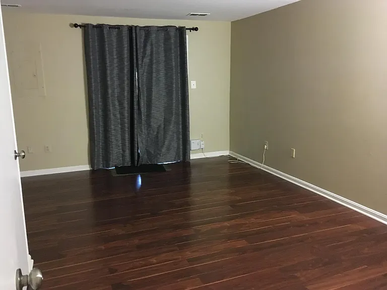 11262 Silentwood Ln — Photo 9