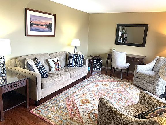 2nd image of 14 Sherman Oaks Dr #14