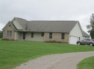 2521 W Coon Lake Rd, Howell, MI 48843