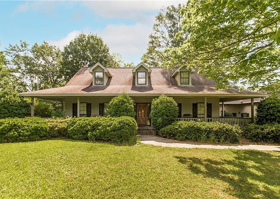1st image of 60071 Greentree Dr