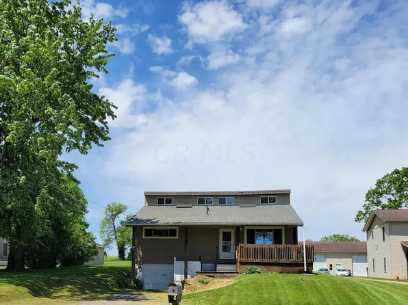 11825 Summerland Beach Rd NE, Millersport, OH 43046