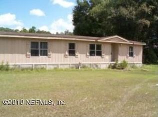 112 Thorn Rd, Crescent City, FL 32112