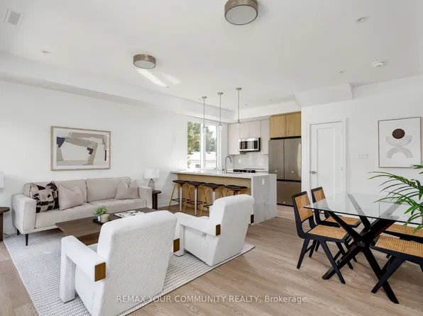 103 Cavell Ave #2, Toronto, ON M8V 1P5