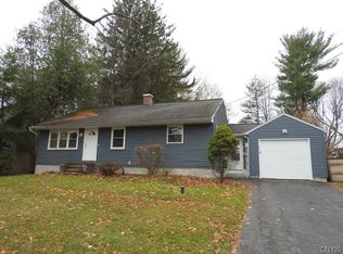 114 Euclid Dr, Fayetteville, NY 13066