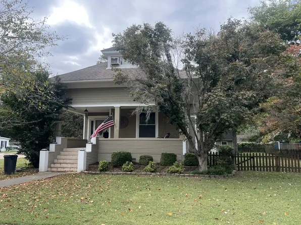 605 N Ranney St, Sikeston, MO 63801