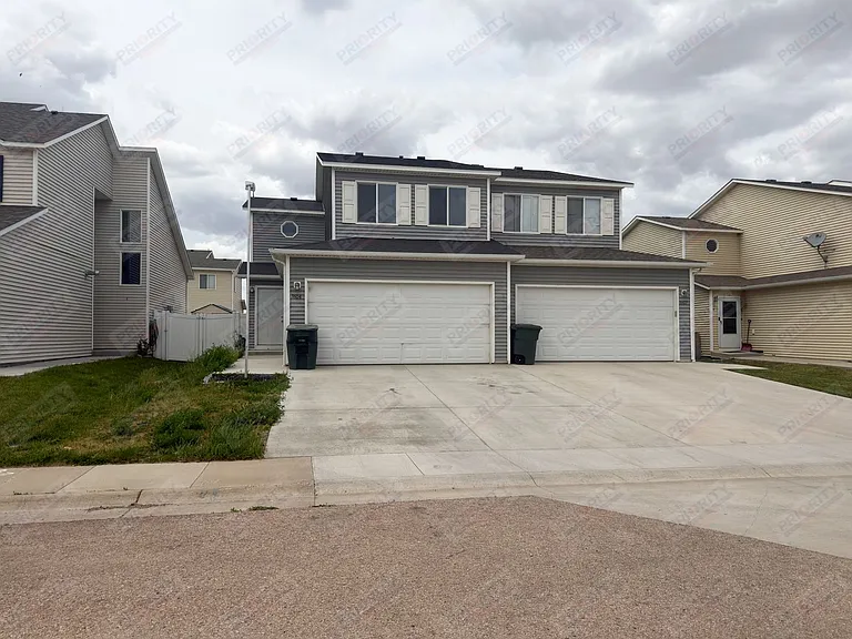 3604 Triton Ave — Photo 1