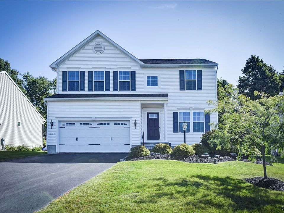 1st image of 135 Shire Way