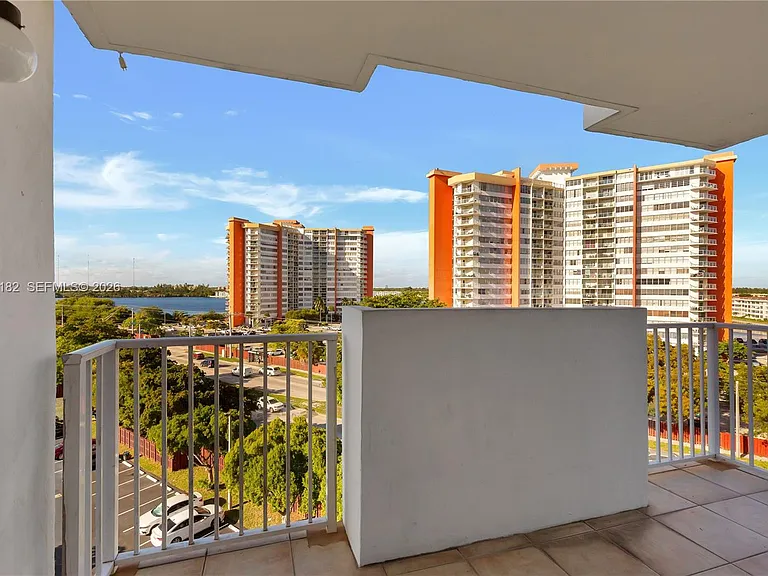 1300 NE Miami Gardens Dr #714E — Photo 13