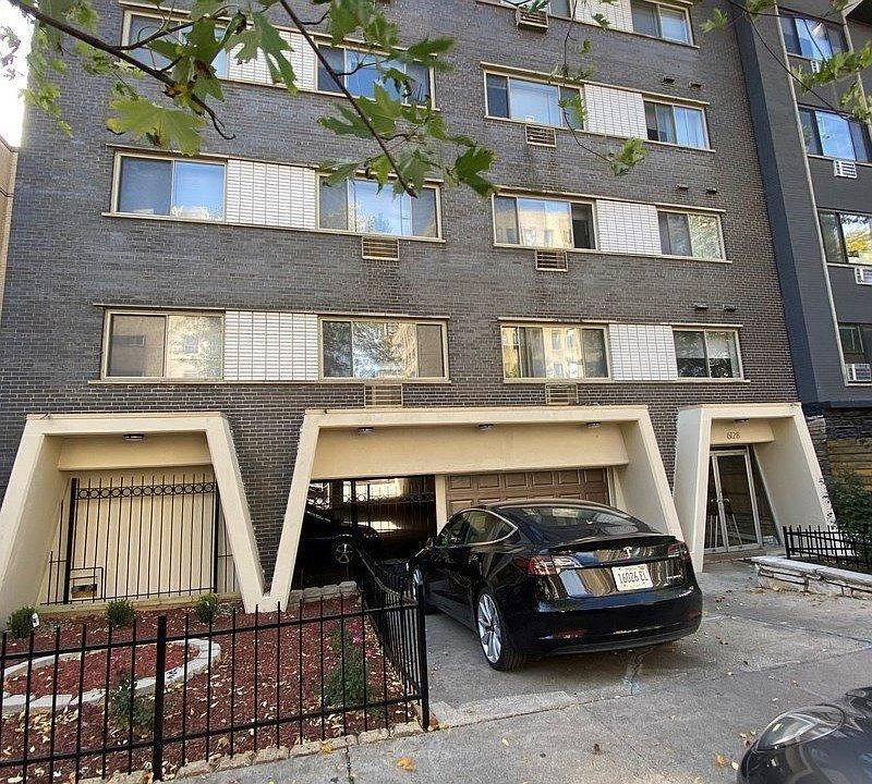 1st image of 6128 N Kenmore Ave #401
