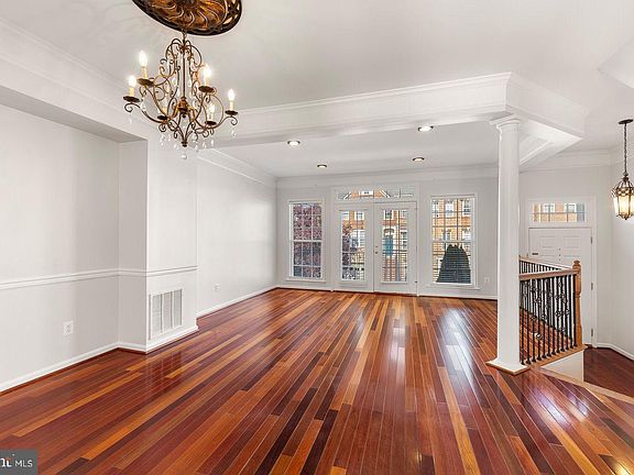 4th image of 21932 Windy Oaks Sq