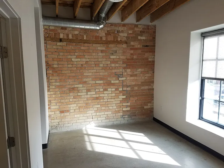 Borden Lofts — Photo 43