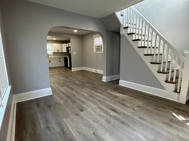 803 Madison Ave — Photo 2