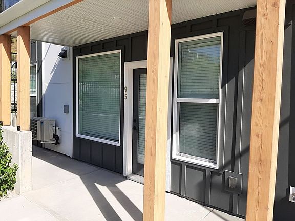 3rd image of 685 Boynton Pl #95