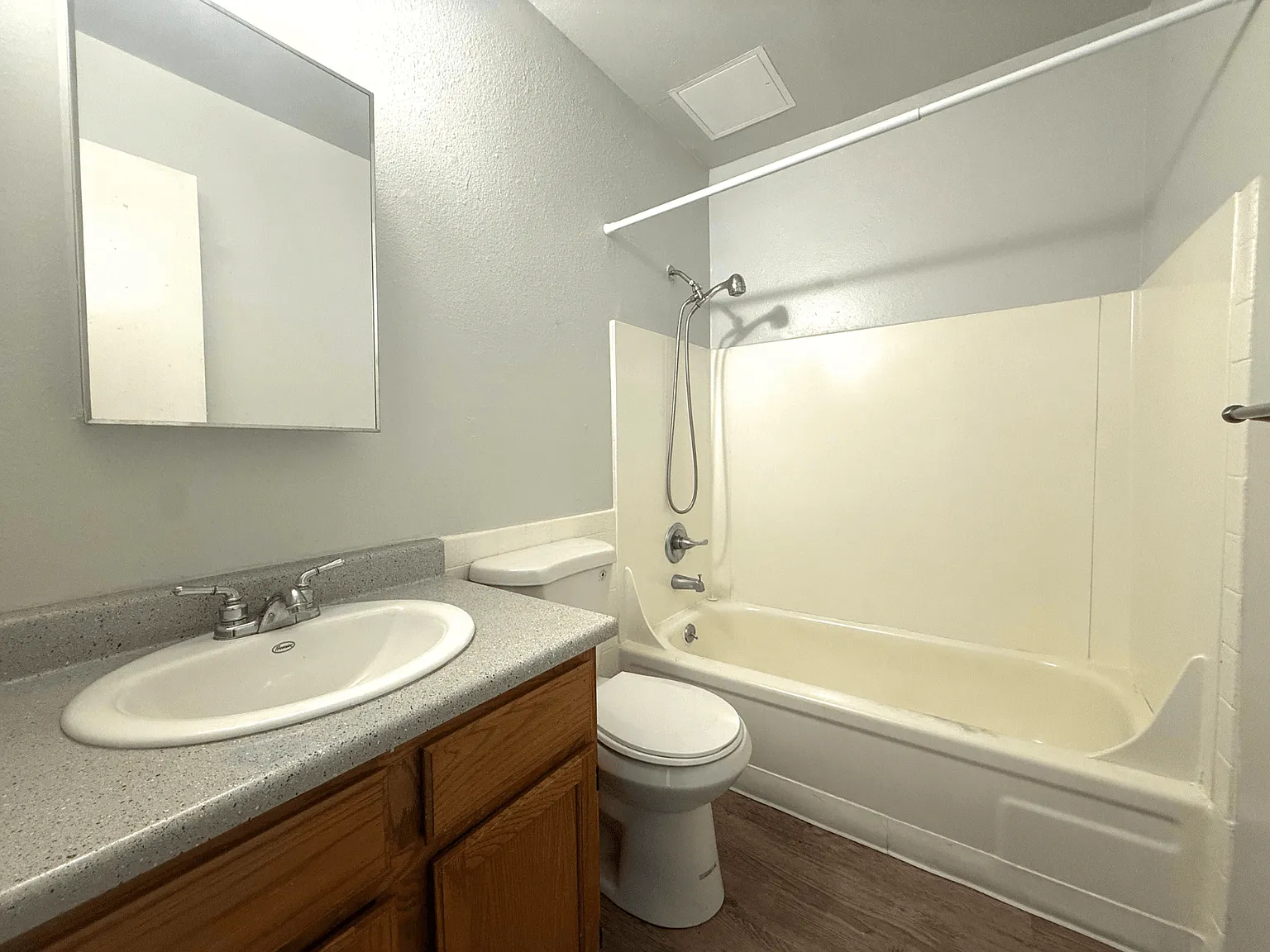Mountain Terrace Apartments — Photo 4