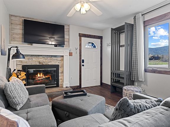 5th image of 250 Cove Boulevard UNIT 7
