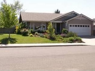 176 Autumn Ridge Ct, Talent, OR 97540