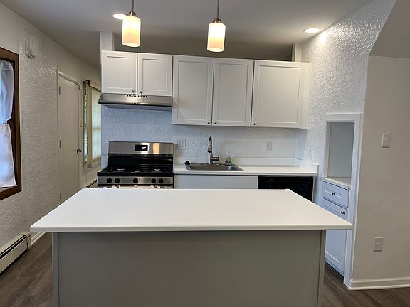 3rd image of 2817 Nestling Rd