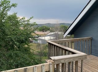 918 Meadowwood Dr, Rapid City, SD 57702