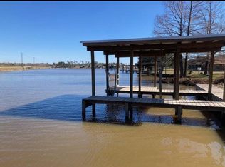 219 Lakeshore N, Onalaska, TX 77360
