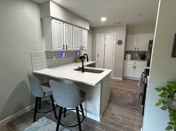 2114 Mistymeadow Ct, Carrollton, TX 75006
