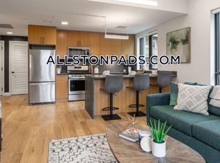 81 Gardner St #2, Allston, MA 02134