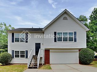 938 Sentry Ct, Lawrenceville, GA 30043