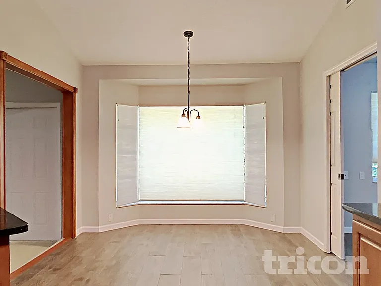 36 Redbay Ct W — Photo 18