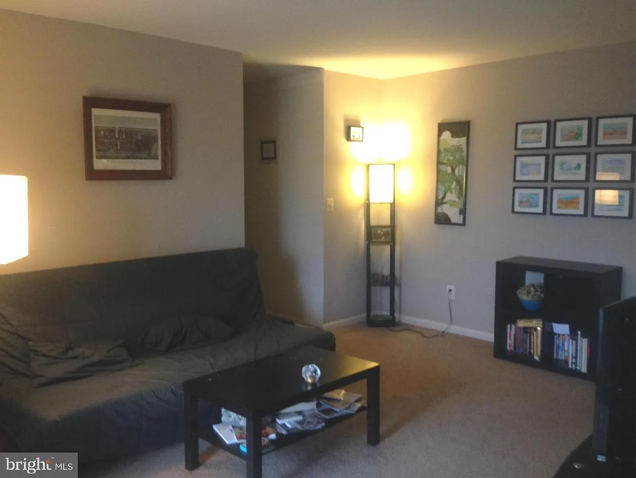 2 bed, 1.5 bath, 939 sqft, $2,000 — Photo 1