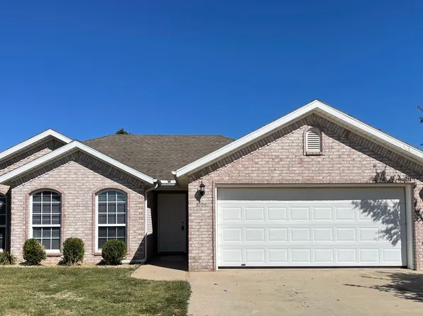 3704 SW Moline Ave, Bentonville, AR 72712