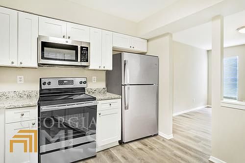 5th image of 5045 Leland Dr