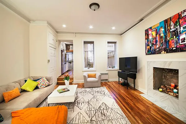 Rented by Town Residential | media 14