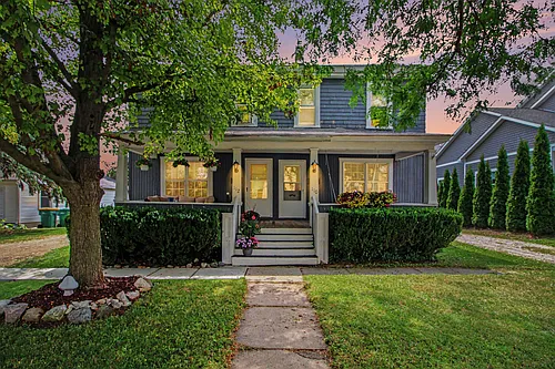 110 E Henry St #110 Photo 1