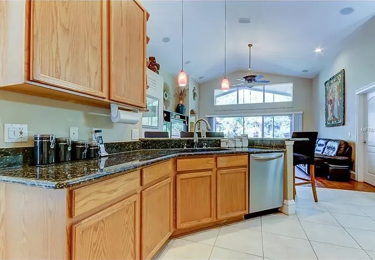 8264 Swann Hollow Dr — Photo 5