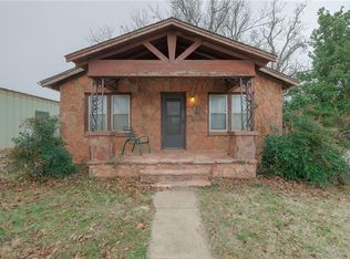 1319 S Division St, Guthrie, OK 73044