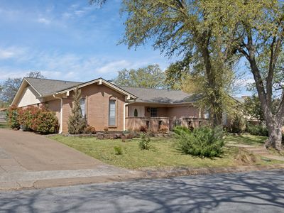 1421 Wreyhill Dr, Hurst, TX, 76053