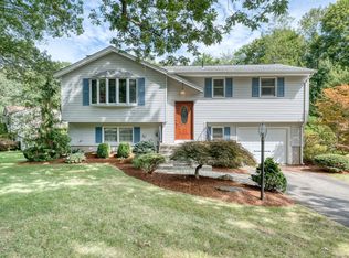 15 Carter Dr, Tolland, CT 06084